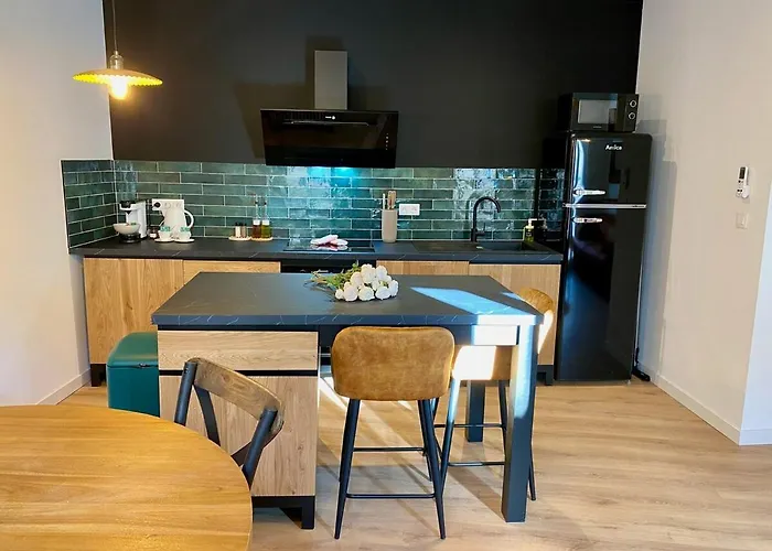 Mabel - T3 Climatise, Wifi, Quartier * Sète